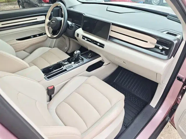Geely ICON — Фото автомобиля 16