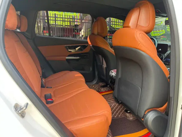 Mercedes-Benz GLC-Class — Фото автомобиля 10
