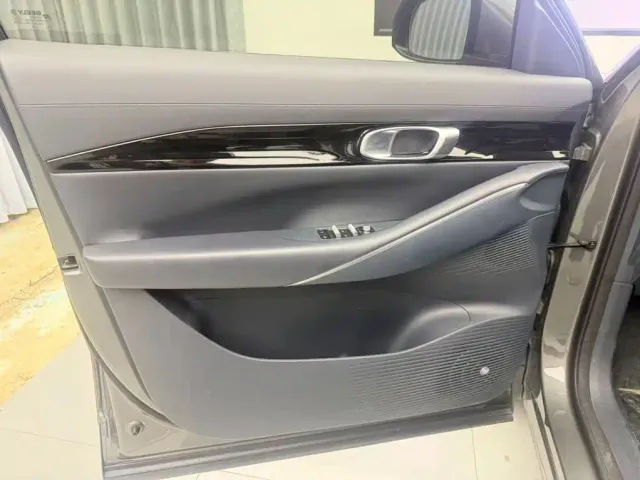 Geely Galaxy E5 — Фото автомобиля 8
