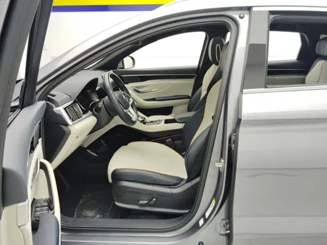 BYD Song PLUS — Фото автомобиля 9