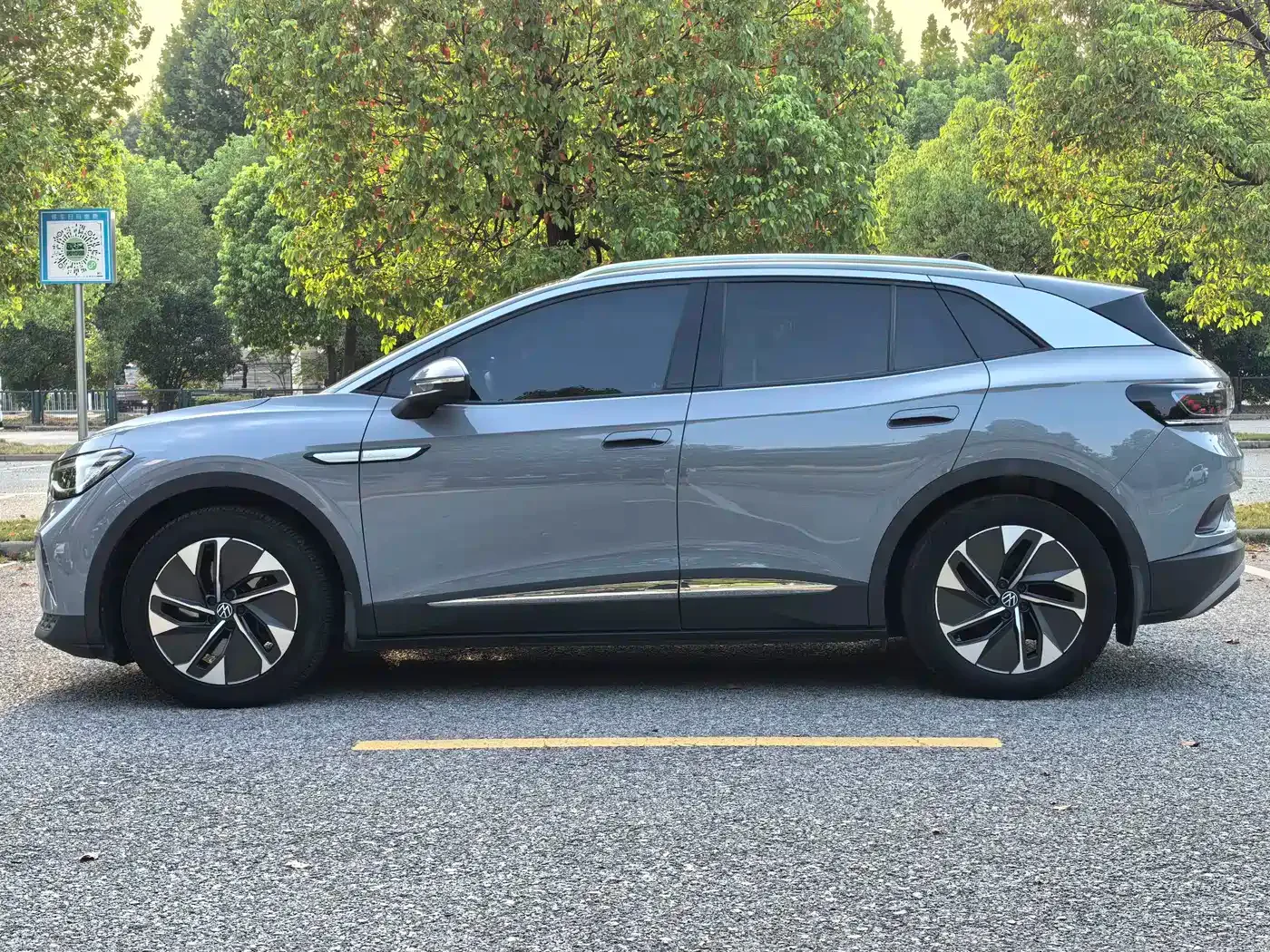 Volkswagen ID.4 CROZZ 2022 Long Range PURE+ Edition — Фото автомобиля 7
