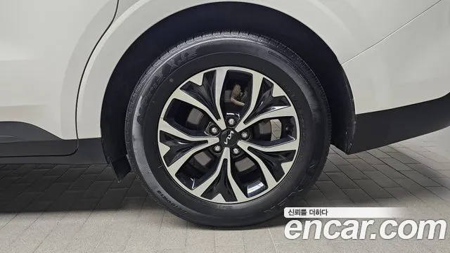 Kia Canival Carnival 4 поколение Дизель 9 мест Prestige — Фото автомобиля 6