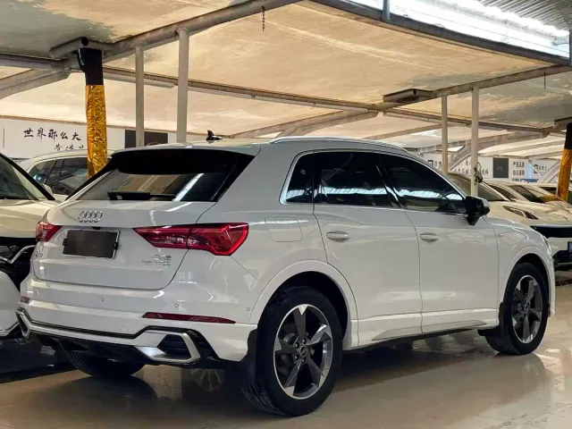 Audi Q3 — Фото автомобиля 6