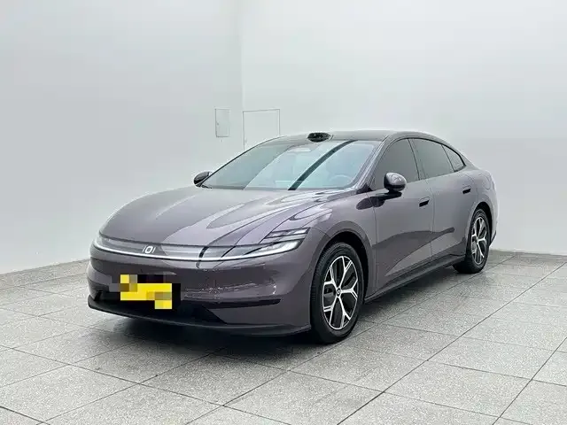 Фотография автомобиля — Changan Qiyuan A06
