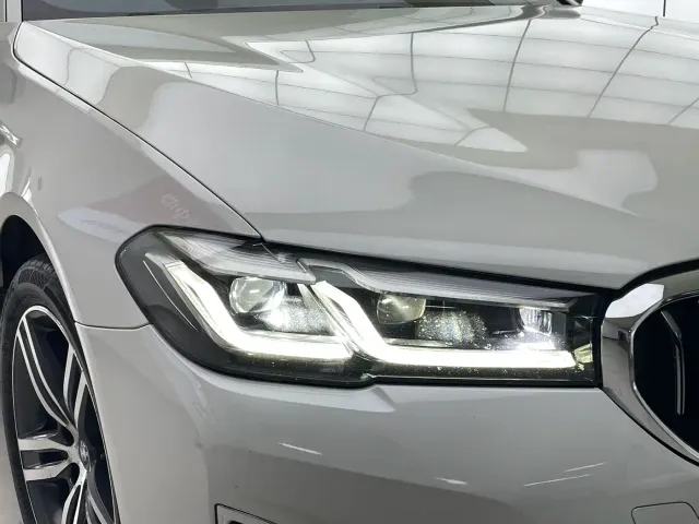 BMW 5 Series — Фото автомобиля 19