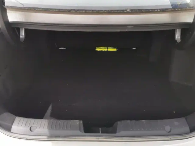 Changan Qiyuan A05 — Фото автомобиля 4