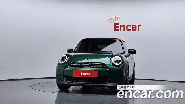 Mini Cooper — Фото автомобиля 3