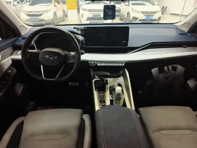 Geely Xingrui — Фото автомобиля 9