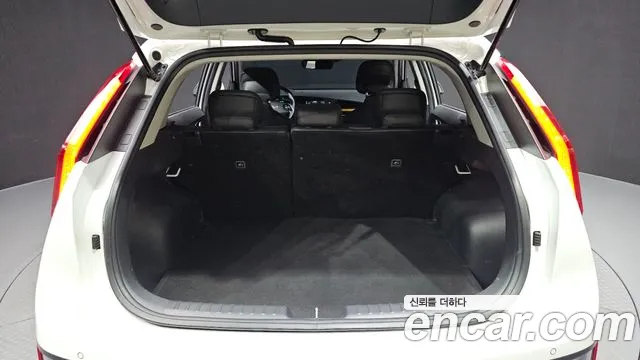 Kia Niro The All New — Фото автомобиля 20