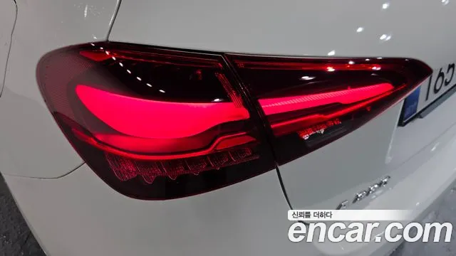 Mercedes-Benz A-Class — Фото автомобиля 22