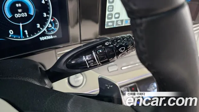Hyundai Grandeur New — Фото автомобиля 28