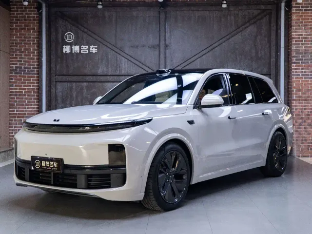 Фотография автомобиля — Li Auto L9