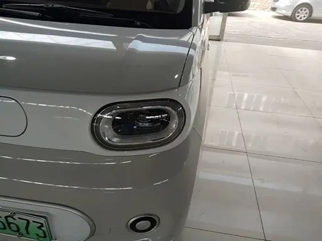 Wuling Hongguang Mini EV — Фото автомобиля 23