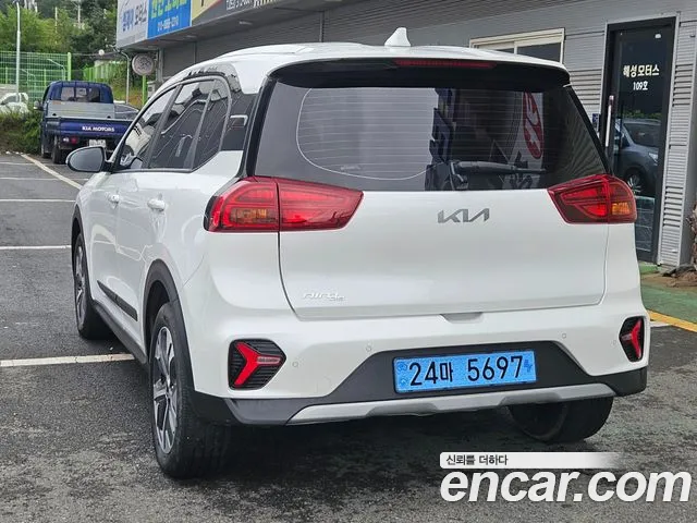 Kia Niro Niro Plus Earth — Фото автомобиля 5