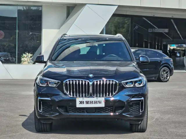 BMW X5 — Фото автомобиля 2