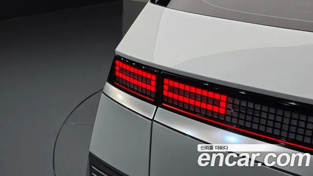 Hyundai Ioniq5 Ioniq5 Long Range AWD — Фото автомобиля 21