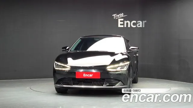 Kia EV6 — Фото автомобиля 3