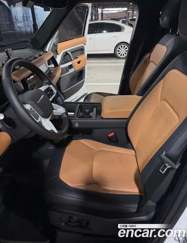 Land Rover Defender Defender (L663) 110 P300 X-Dynamic SE — Фото автомобиля 7
