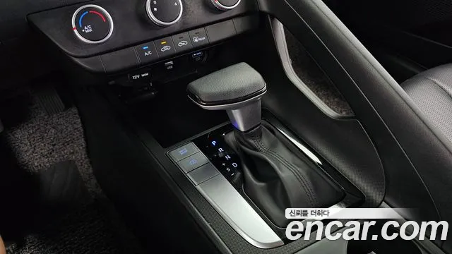 Hyundai Avante CN7 — Фото автомобиля 12