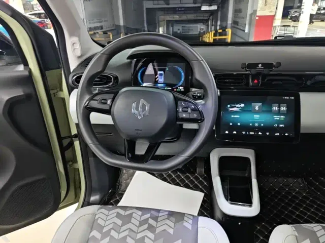 Leapmotor T03 — Фото автомобиля 10
