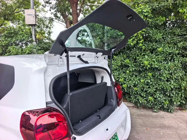 Roewe Clever — Фото автомобиля 12