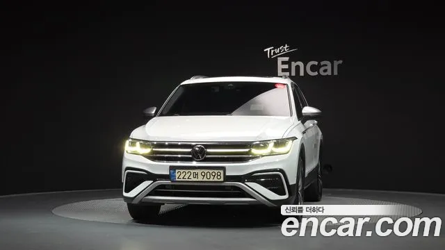 Volkswagen Tiguan — Фото автомобиля 3