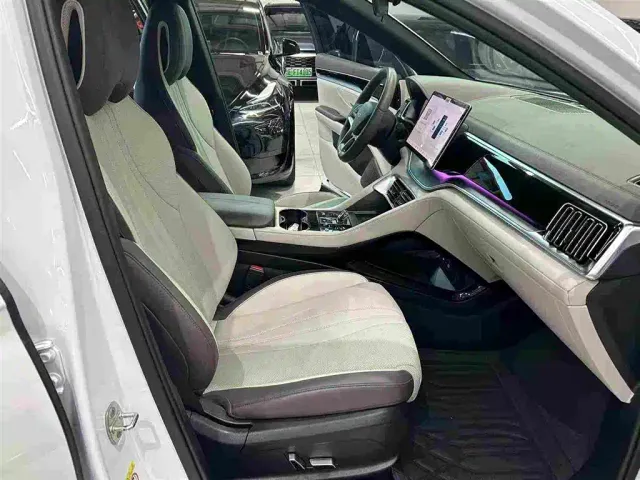 BYD Song PLUS — Фото автомобиля 5