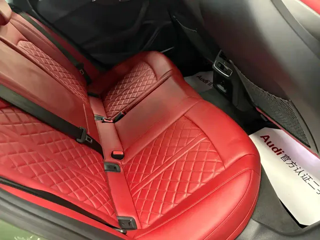 Audi S4 — Фото автомобиля 10