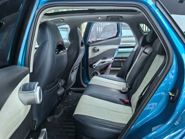 BYD Yuan PLUS — Фото автомобиля 10