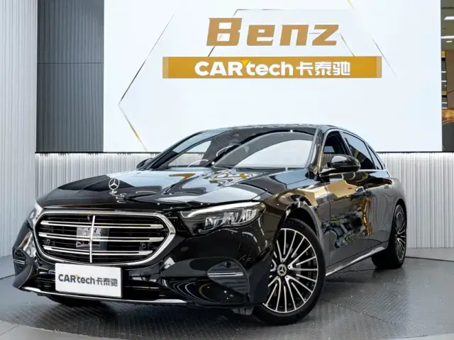 Фотография автомобиля — Mercedes-Benz E-Class