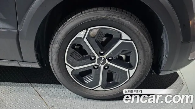 Kia Niro The All New Niro Trendy — Фото автомобиля 5