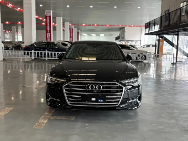 Audi A6L — Фото автомобиля 2