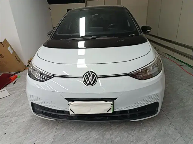 Volkswagen ID.3 — Фото автомобиля 2