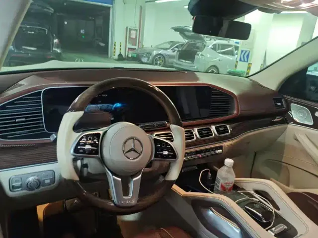 Mercedes-Benz Maybach GLS — Фото автомобиля 4