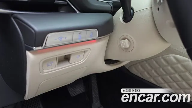 Genesis GV80 — Фото автомобиля 25