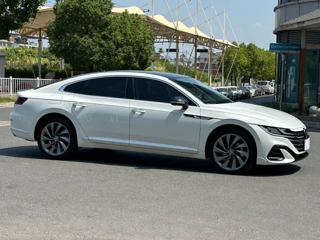 Volkswagen CC — Фото автомобиля 3