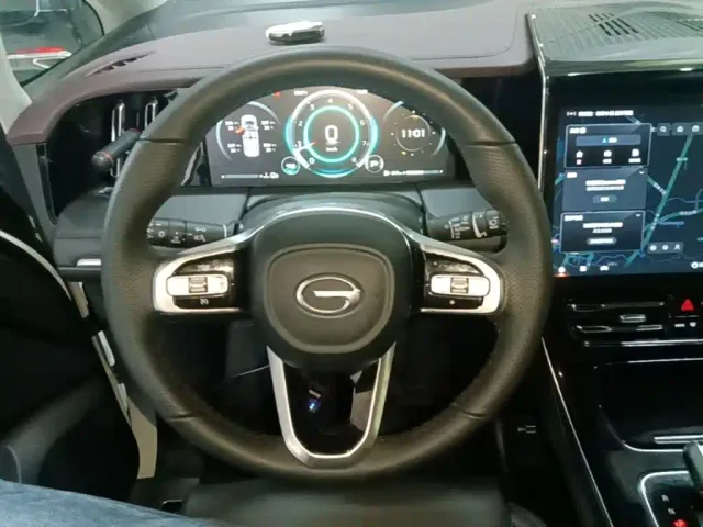 GAC Trumpchi M8 — Фото автомобиля 10