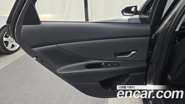 Hyundai Avante CN7 — Фото автомобиля 14