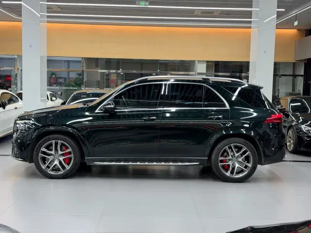 Mercedes-Benz GLE-Class AMG — Фото автомобиля 3