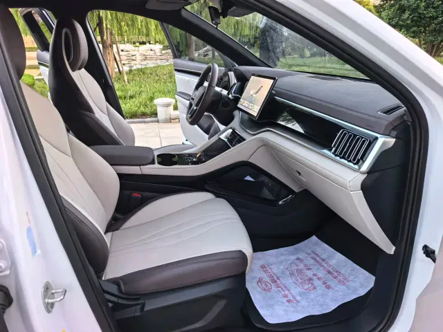 BYD Song PLUS — Фото автомобиля 9