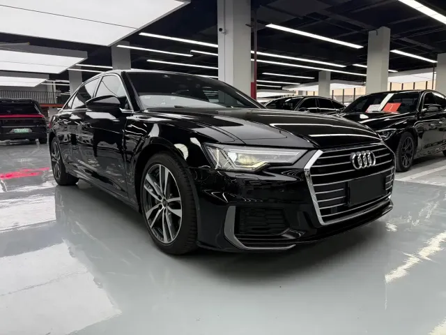 Audi Audi A6L 2022 40 TFSI Luxury Dynamic — Фото автомобиля 3