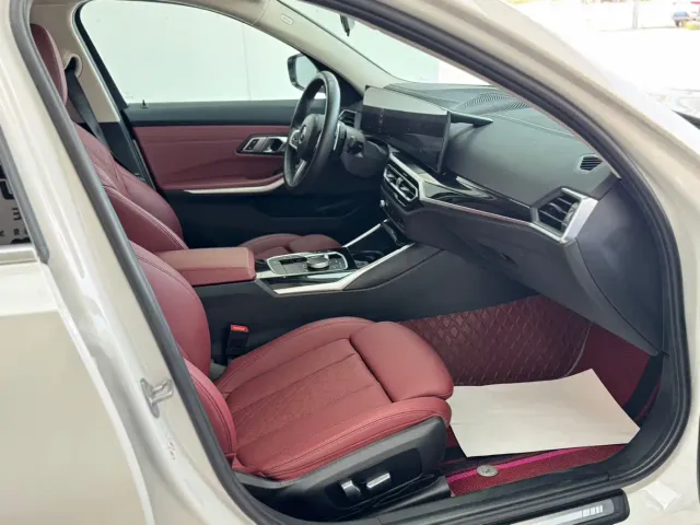 BMW 3 Series — Фото автомобиля 11