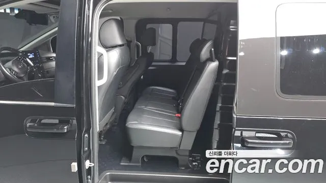 Hyundai Staria Staria Карго 5 мест — Фото автомобиля 25