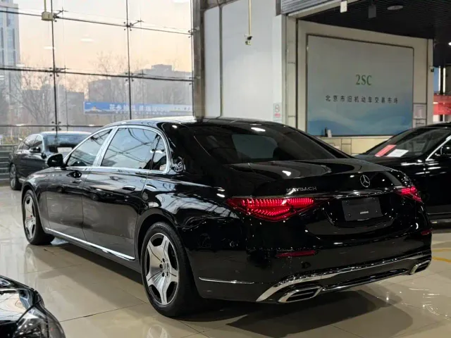 Mercedes-Benz Maybach S-Class — Фото автомобиля 24