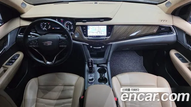 Cadillac XT6 — Фото автомобиля 7
