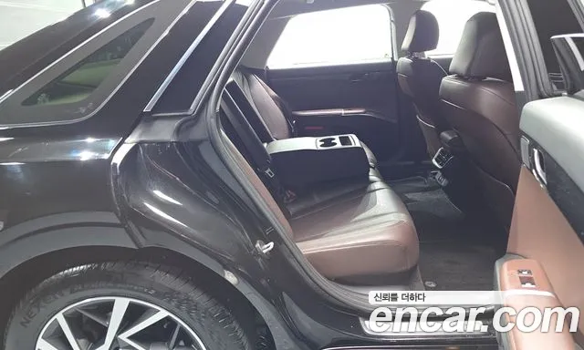 Hyundai Grandeur GN7 — Фото автомобиля 17
