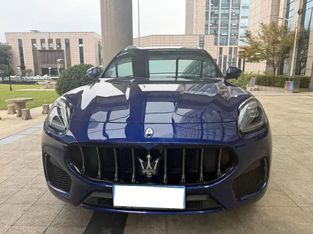 Maserati Grecale — Фото автомобиля 2