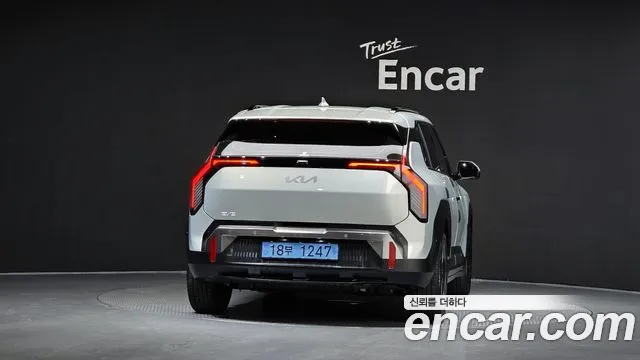 Kia EV3 — Фото автомобиля 4