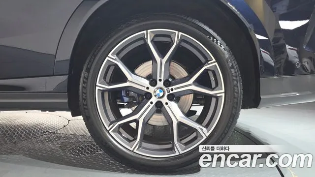 BMW X6 — Фото автомобиля 17