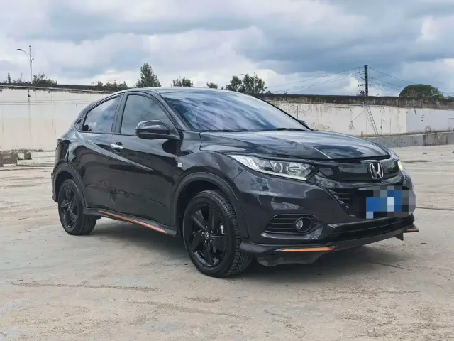 Honda Vezel — Фото автомобиля 3